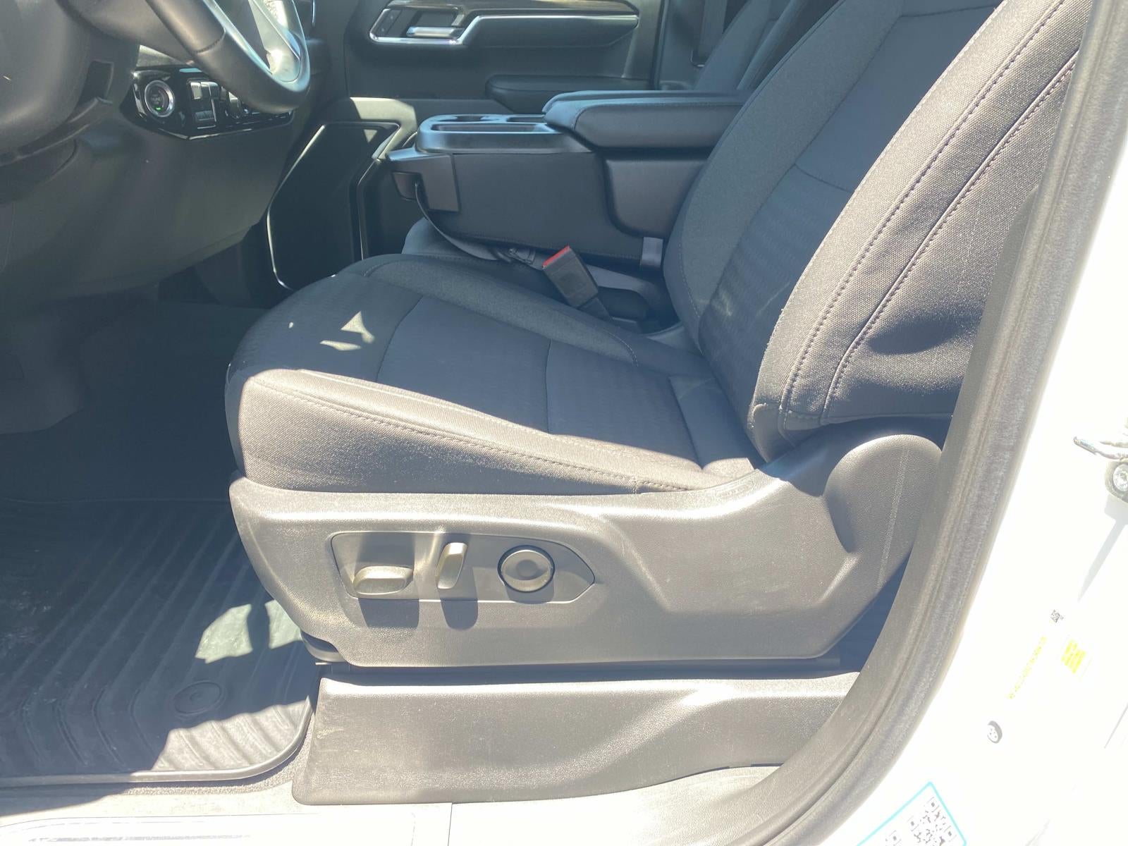 2023 Chevrolet Silverado 1500 2WD Crew Cab 147 LT