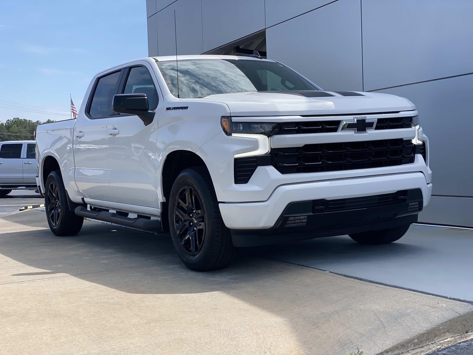 2023 Chevrolet Silverado 1500 2WD Crew Cab 147 RST