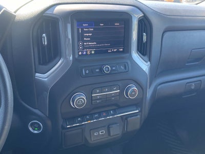 2024 Chevrolet Silverado 1500 4WD Crew Cab 147 Custom