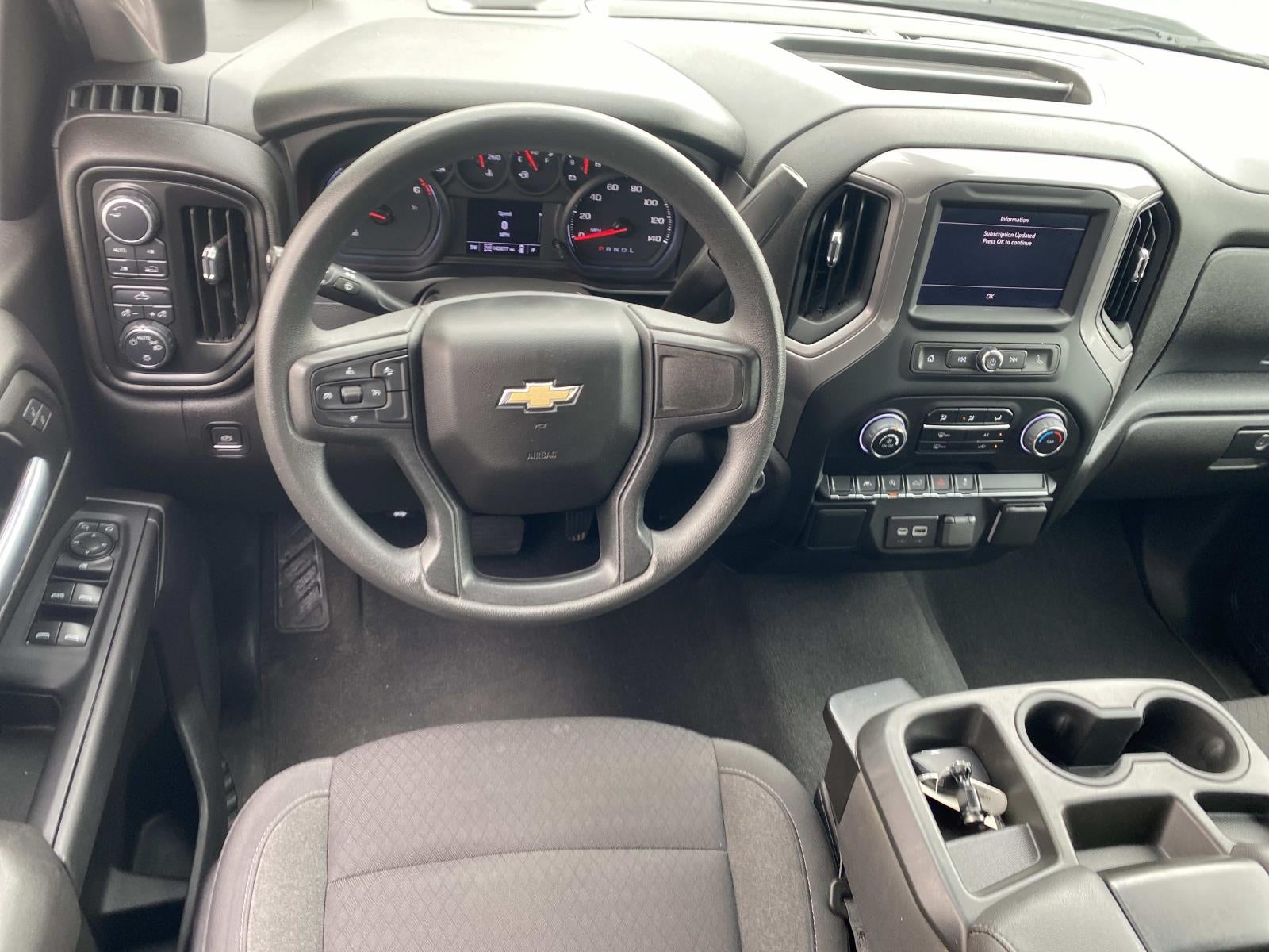 2022 Chevrolet Silverado 1500 4WD Double Cab 147 Custom