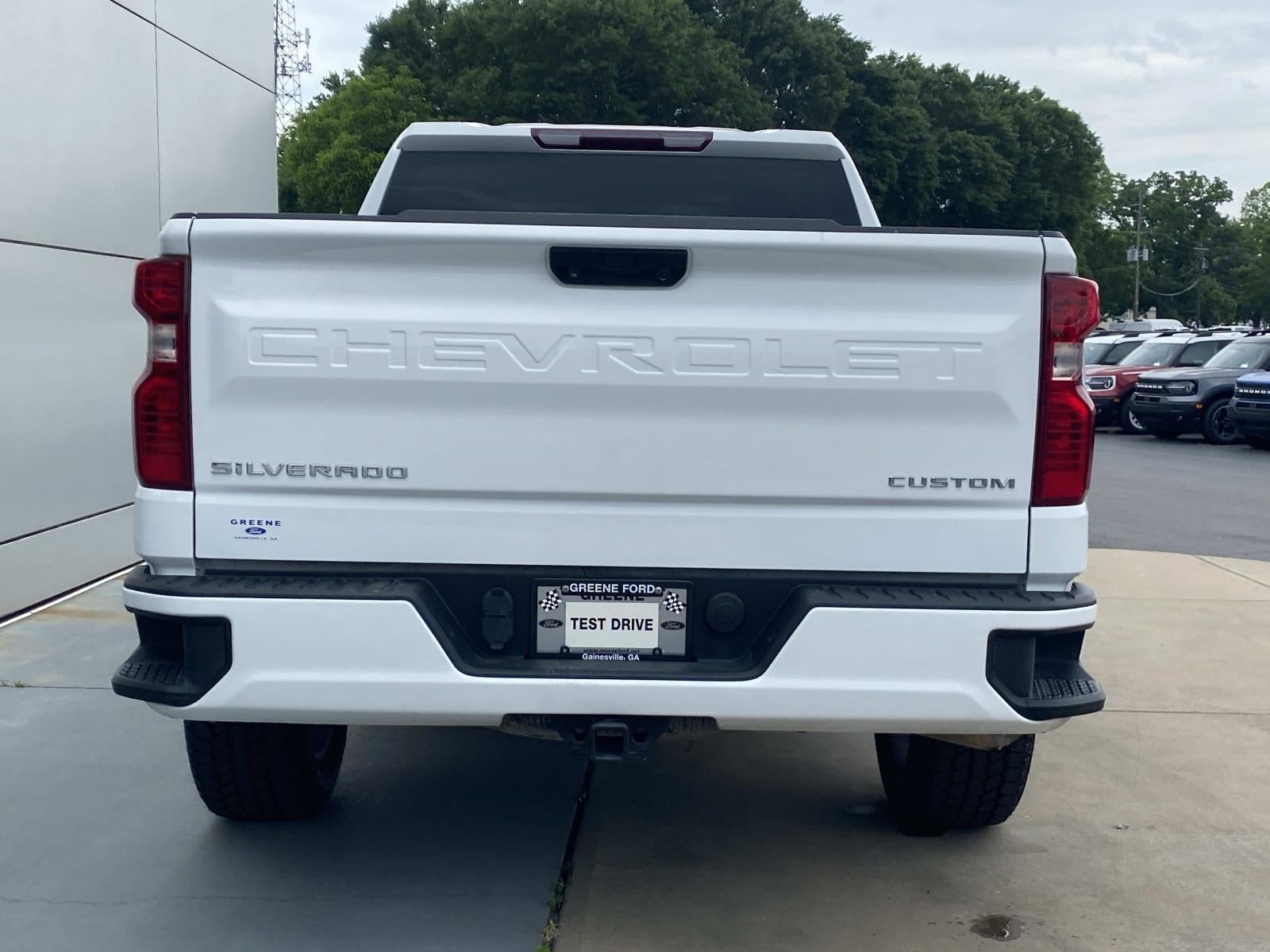 2022 Chevrolet Silverado 1500 4WD Double Cab 147 Custom