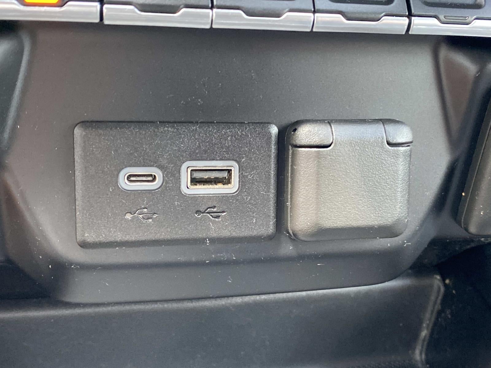 2019 Chevrolet Silverado 1500 4WD Double Cab 147 RST