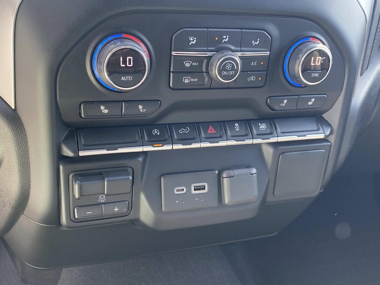 2019 Chevrolet Silverado 1500 4WD Double Cab 147 RST