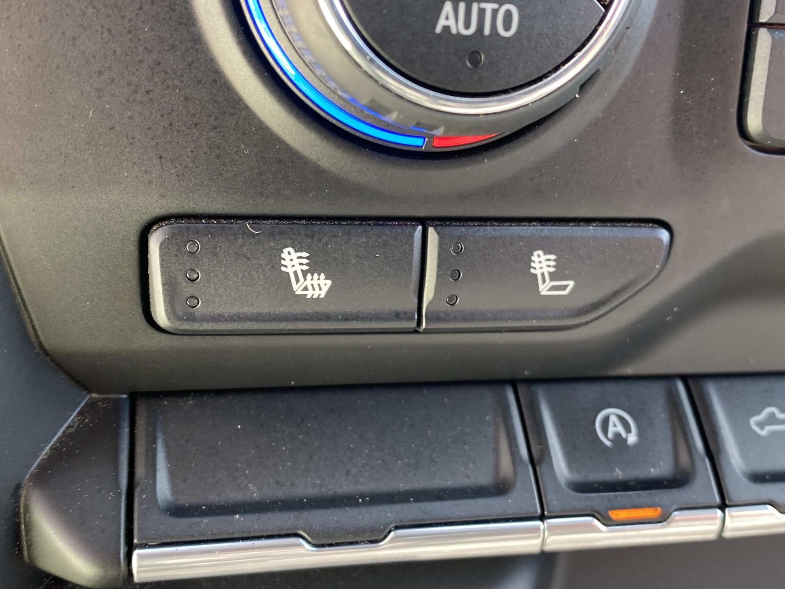 2019 Chevrolet Silverado 1500 4WD Double Cab 147 RST