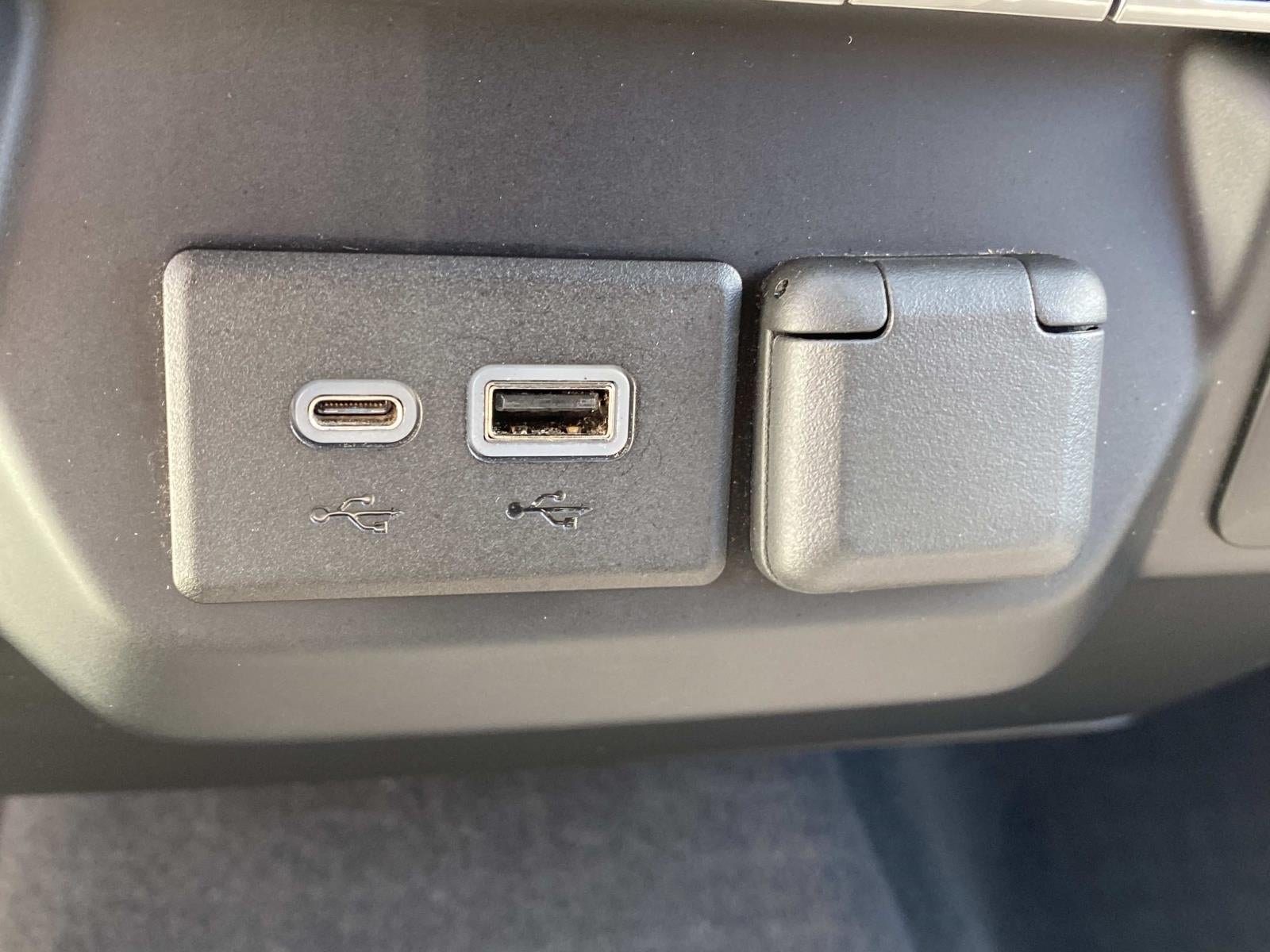 2019 Chevrolet Silverado 1500 4WD Double Cab 147 RST