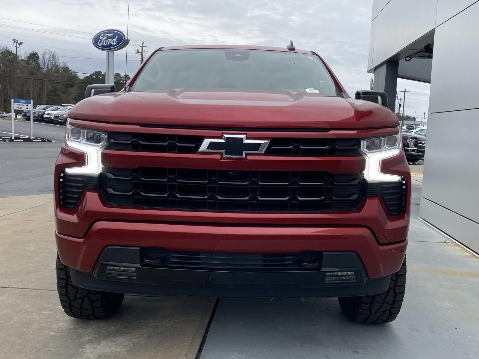 2022 Chevrolet Silverado 1500 4WD Crew Cab 147 RST
