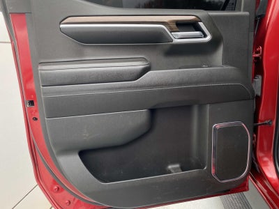 2022 Chevrolet Silverado 1500 4WD Crew Cab 147 RST