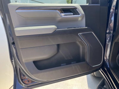 2022 Chevrolet Silverado 1500 4WD Crew Cab 147 RST