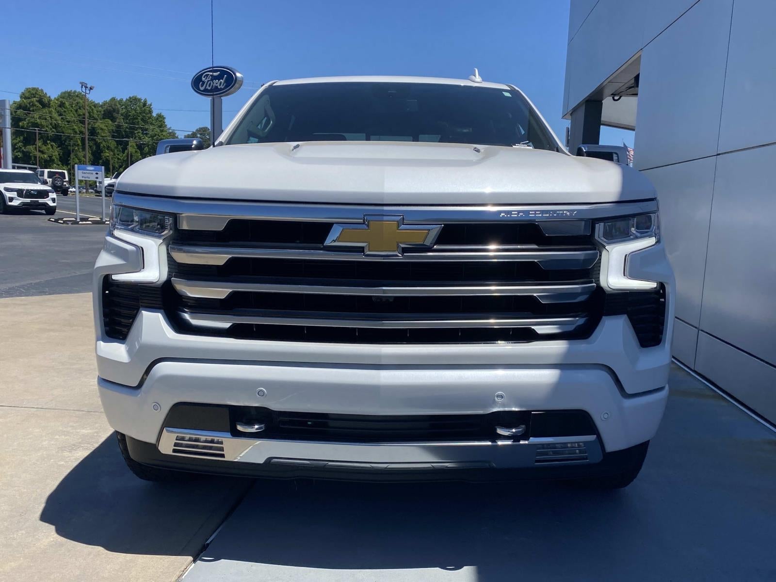 2024 Chevrolet Silverado 1500 4WD Crew Cab 147 High Country