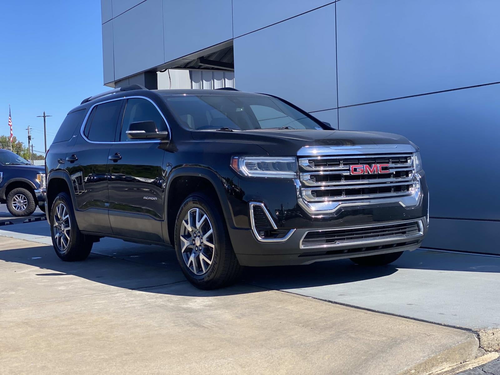 2023 GMC Acadia FWD 4dr SLT