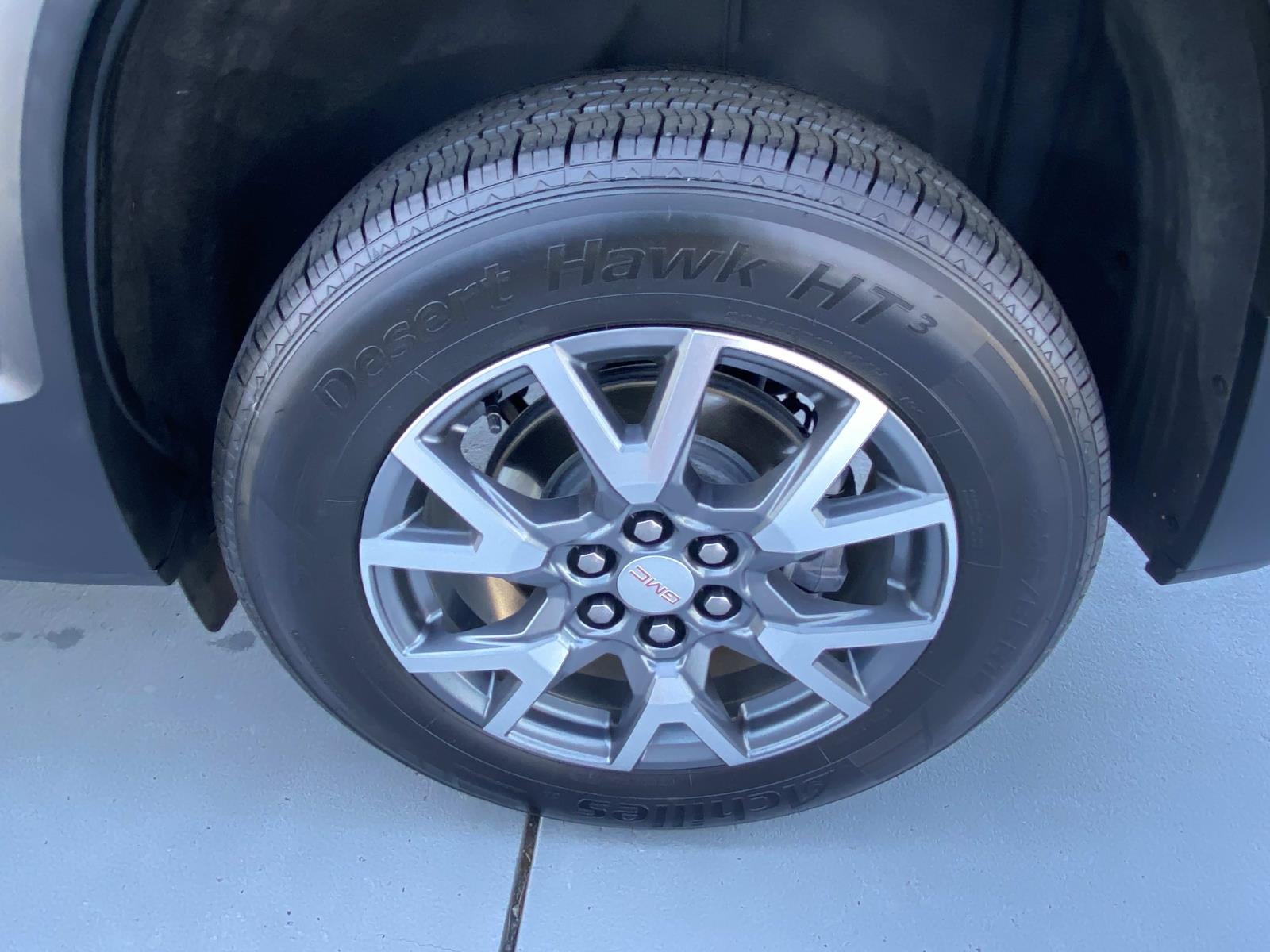 2023 GMC Acadia FWD 4dr SLT