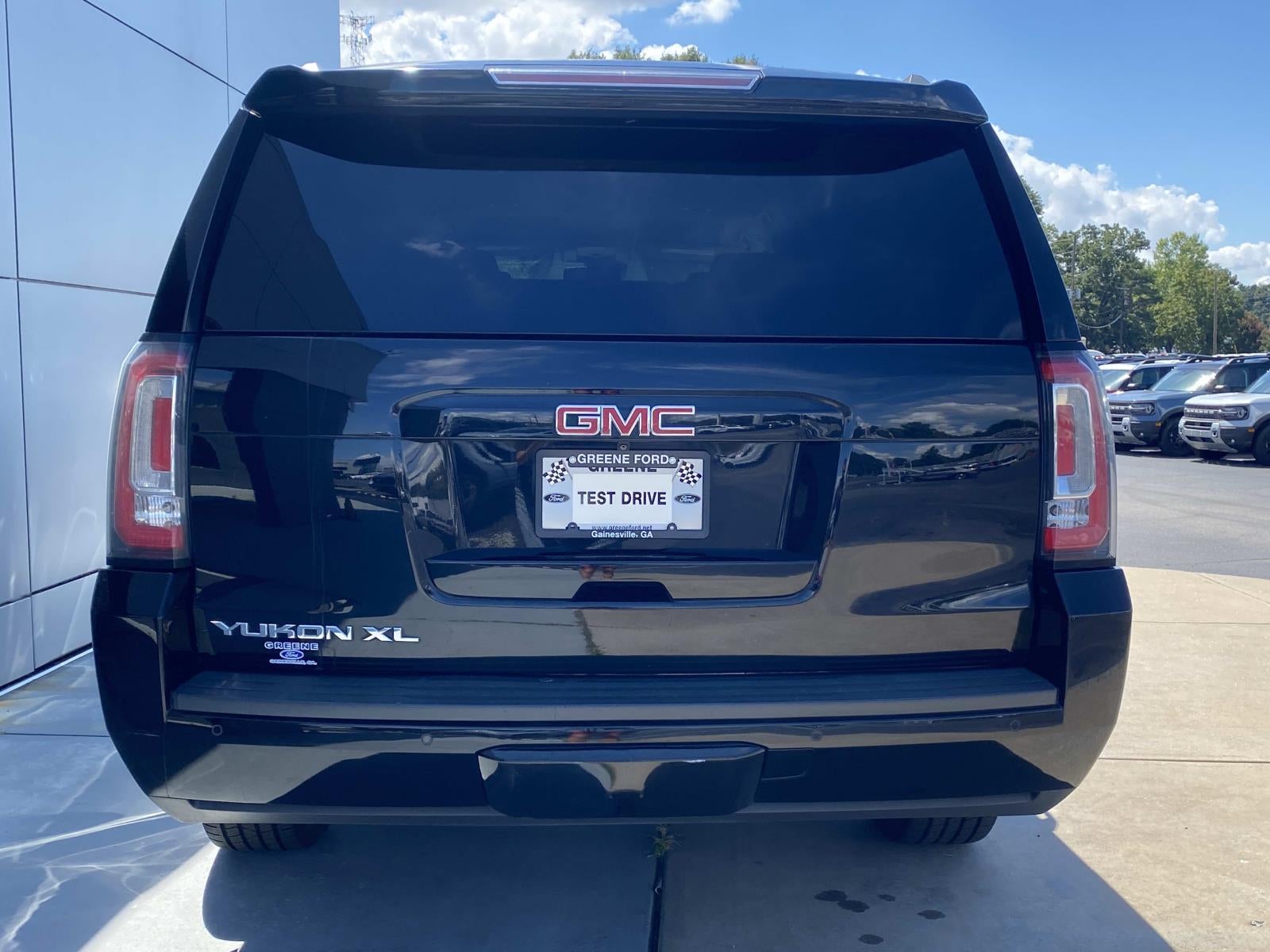 2018 GMC Yukon XL 2WD 4dr SLT photo 5