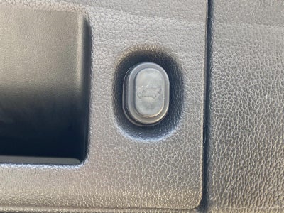 2018 GMC Yukon XL 2WD 4dr SLT