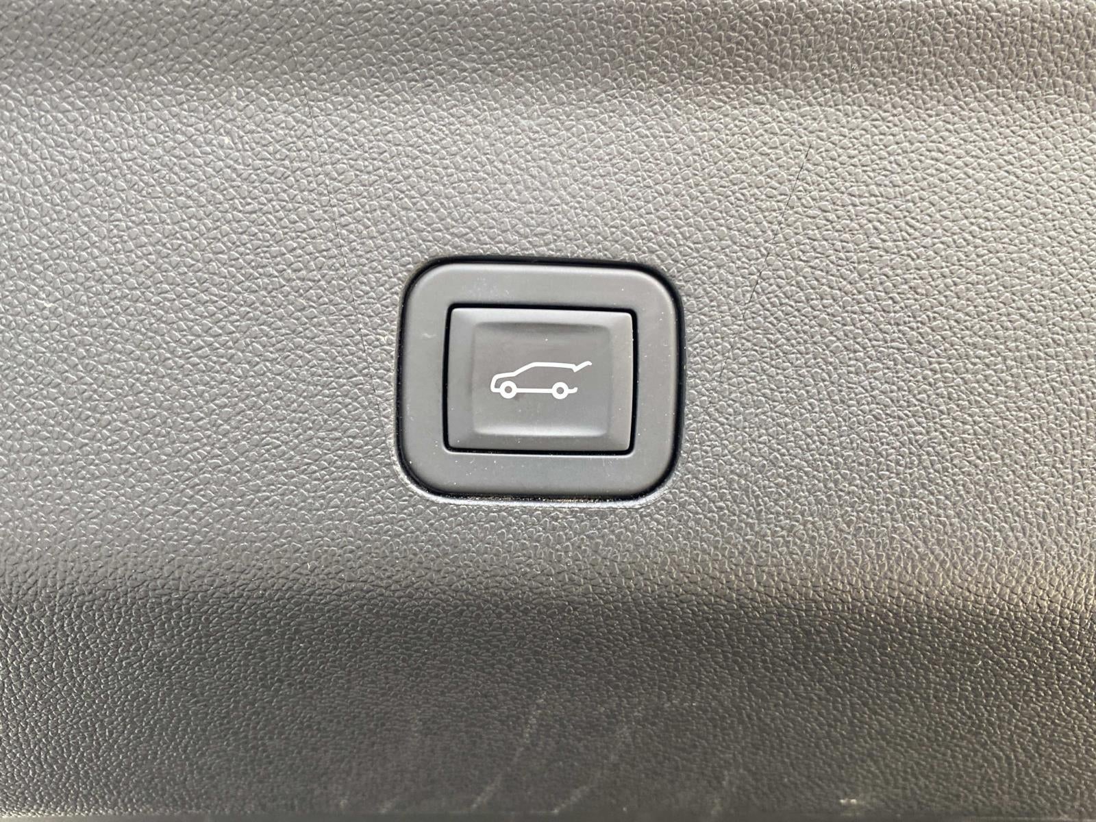 2023 Chevrolet Tahoe 2WD 4dr RST