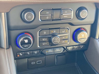 2024 Chevrolet Tahoe 2WD 4dr High Country