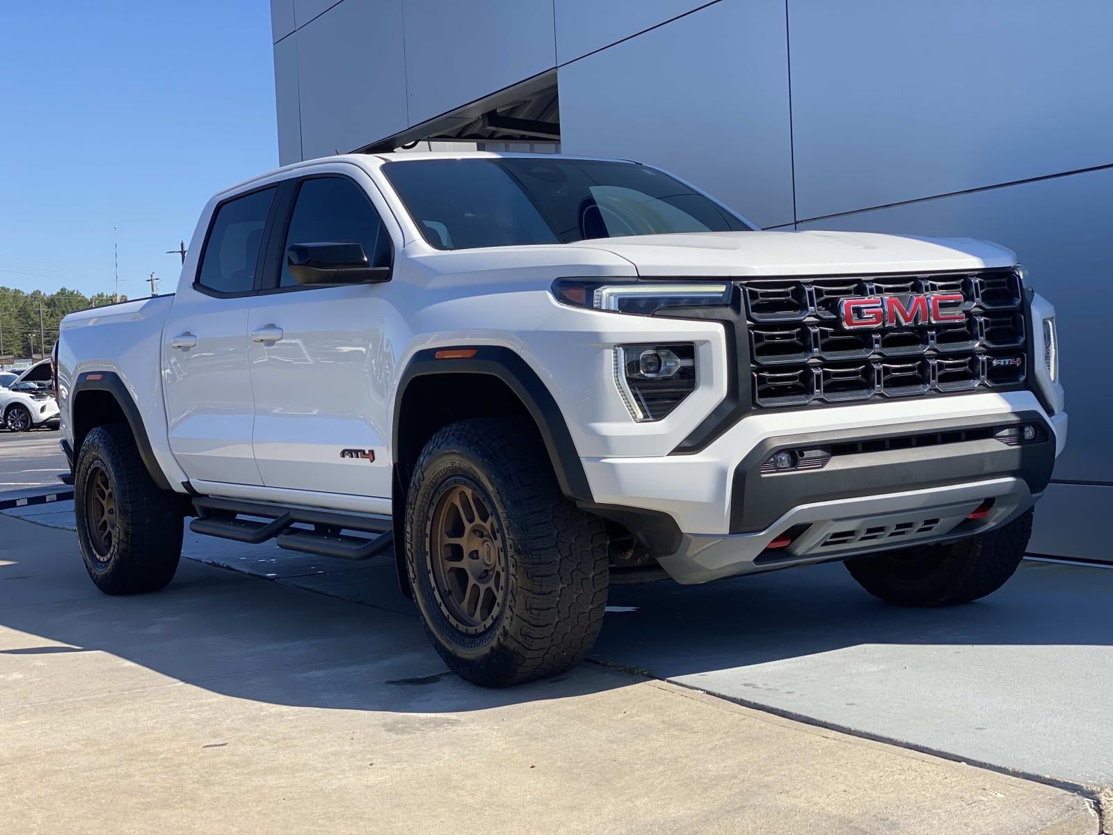 2024 GMC Canyon 4WD Crew Cab AT4