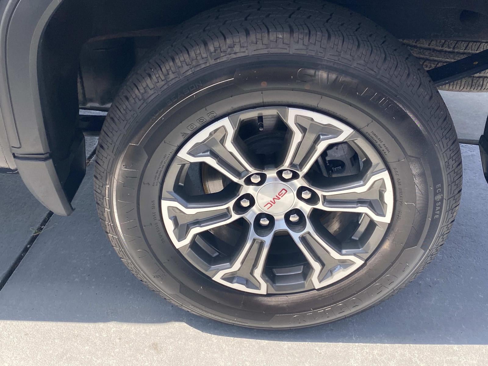 2025 GMC Sierra 1500 4WD Crew Cab 147 SLT