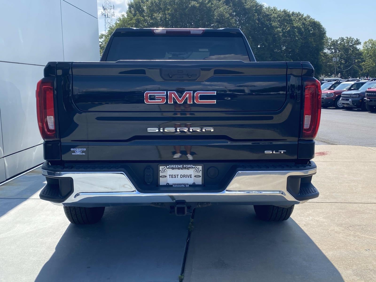 2025 GMC Sierra 1500 4WD Crew Cab 147 SLT