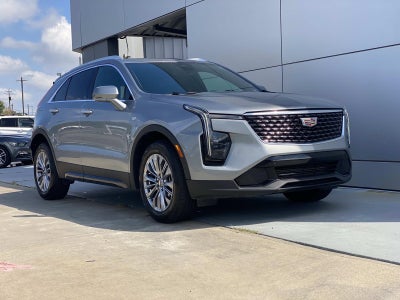 2025 Cadillac XT4 FWD 4dr Premium Luxury