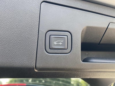 2025 Cadillac XT4 FWD 4dr Premium Luxury