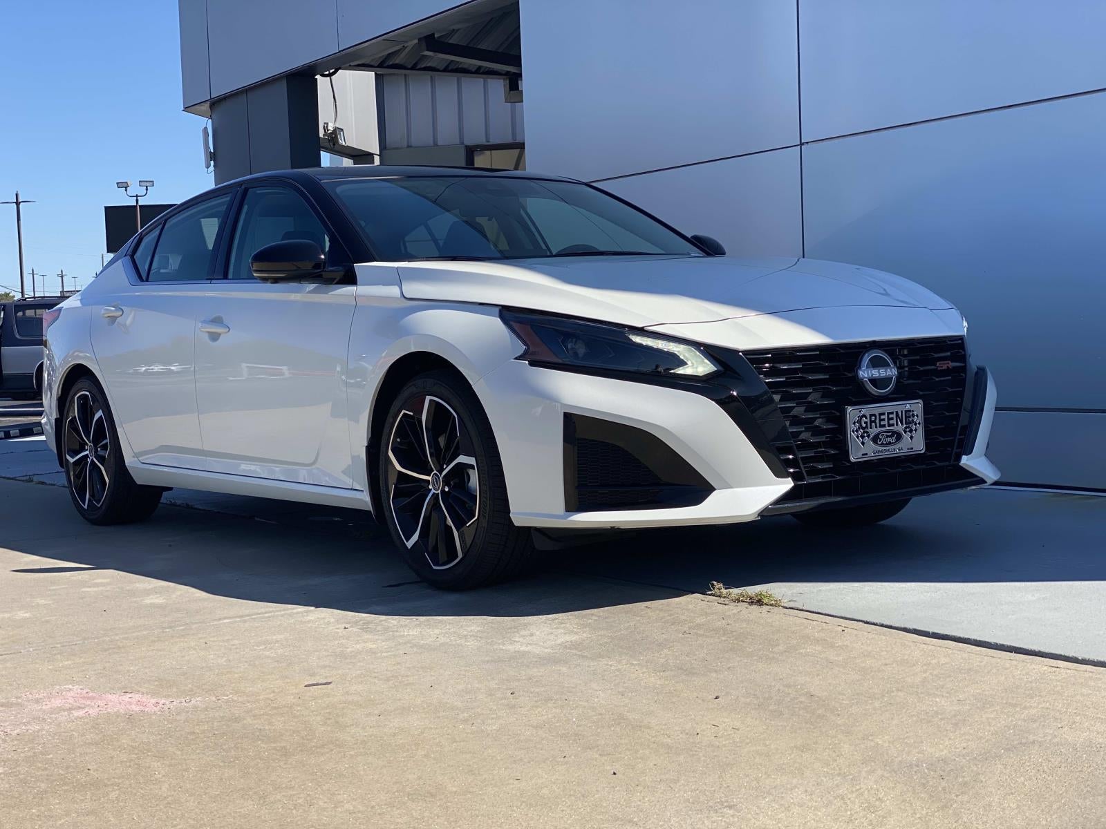 2026 Nissan Altima SR FWD