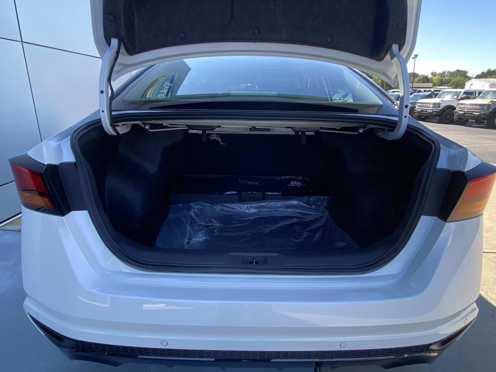 2026 Nissan Altima SR FWD