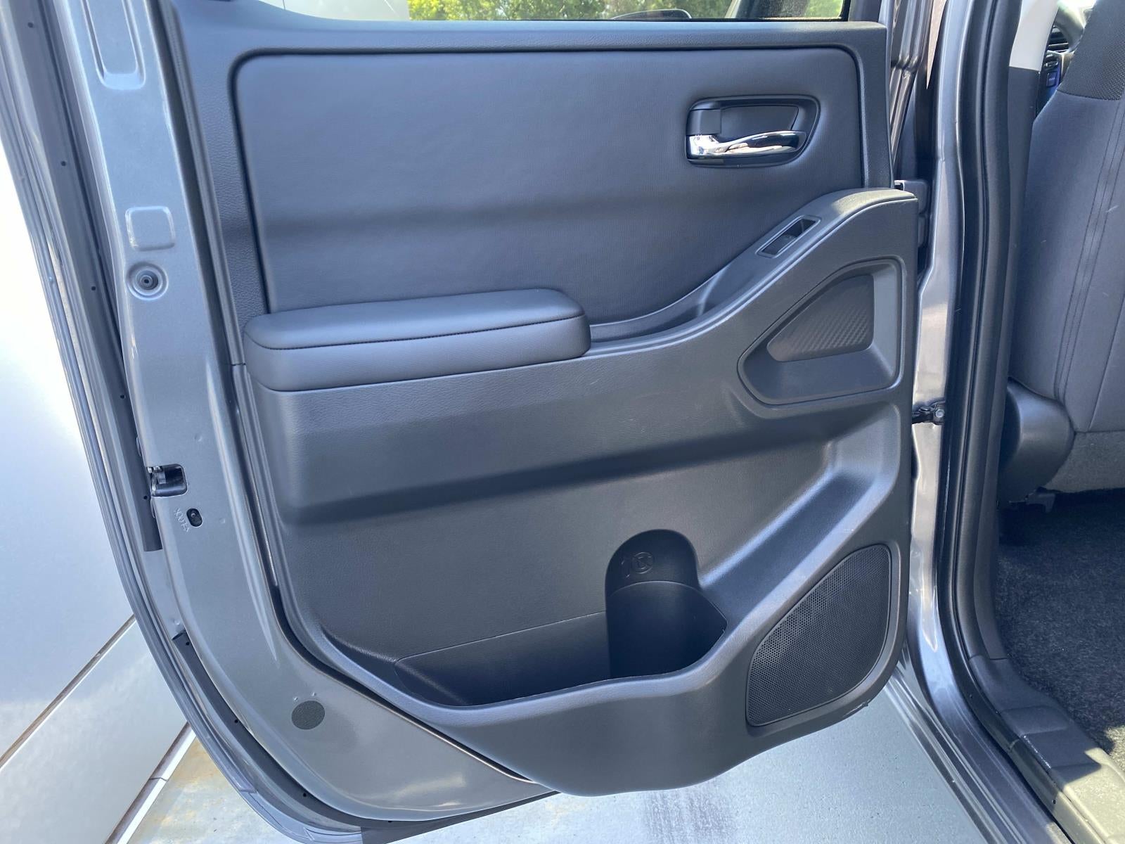 2023 Nissan Frontier Crew Cab 4x2 SV Auto