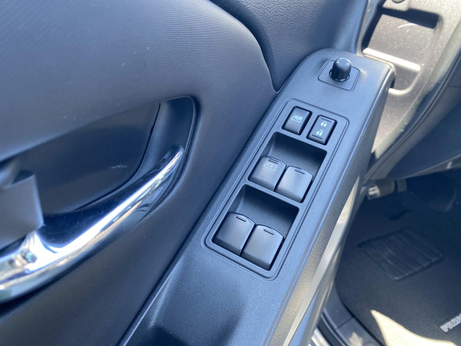 2023 Nissan Frontier Crew Cab 4x2 SV Auto