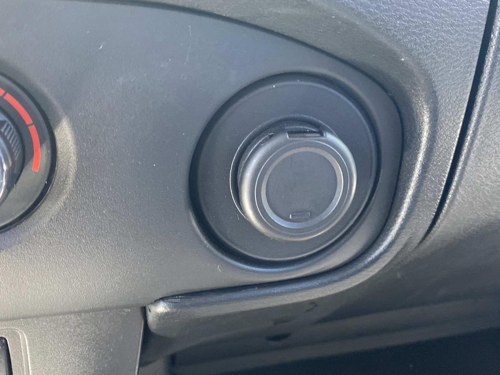 2023 Nissan Frontier Crew Cab 4x2 SV Auto