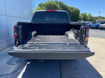 2023 Nissan Frontier Crew Cab 4x2 SV Auto
