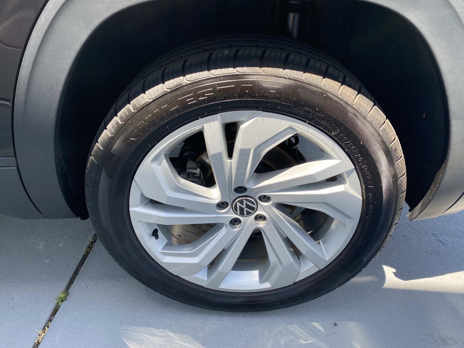 2022 Volkswagen Atlas 2.0T SE w/Technology FWD
