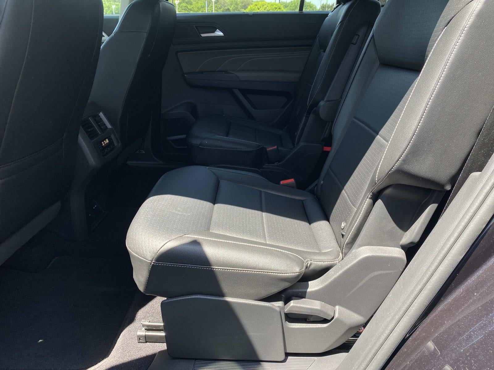 2022 Volkswagen Atlas 2.0T SE w/Technology FWD