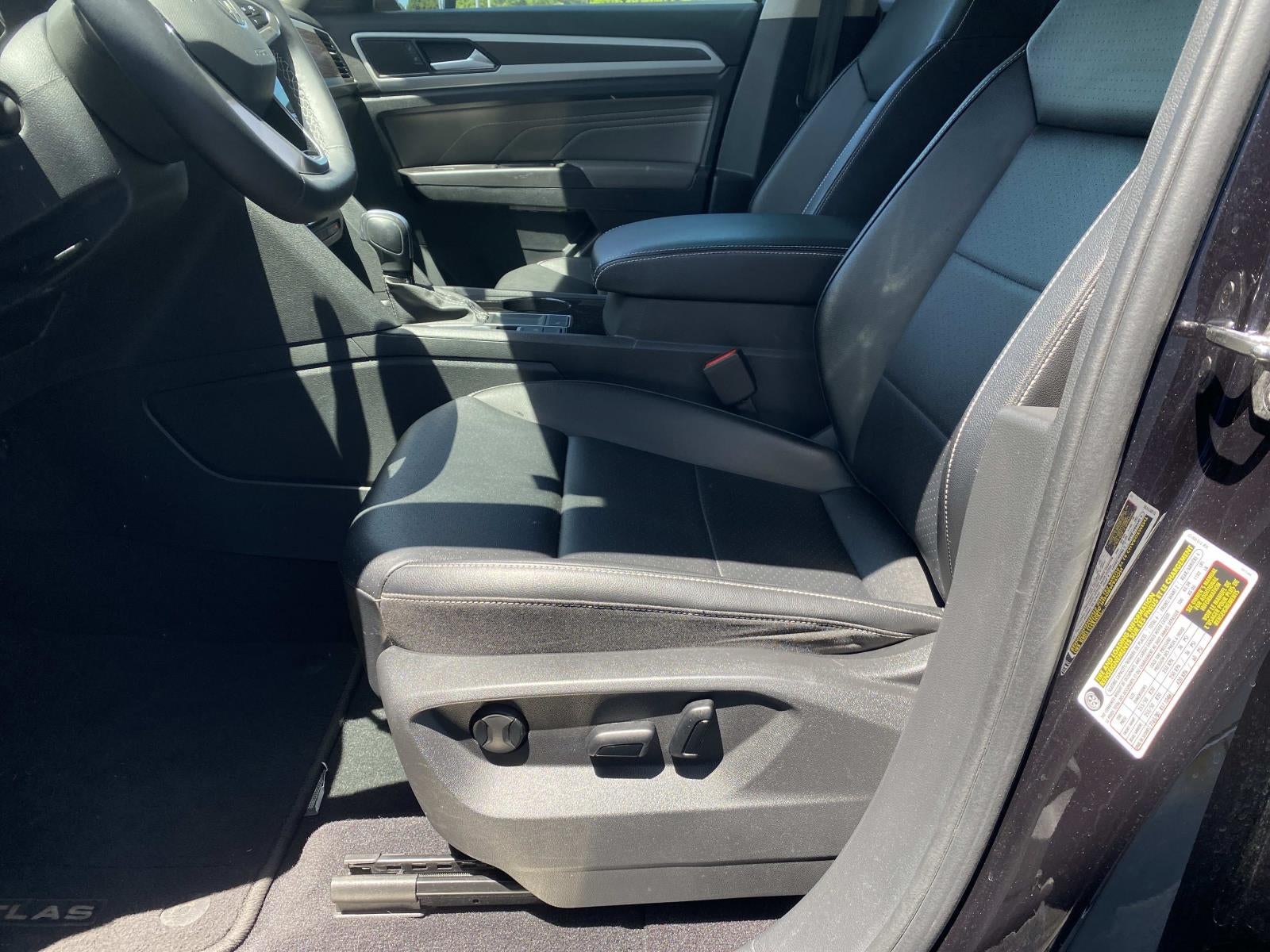 2022 Volkswagen Atlas 2.0T SE w/Technology FWD