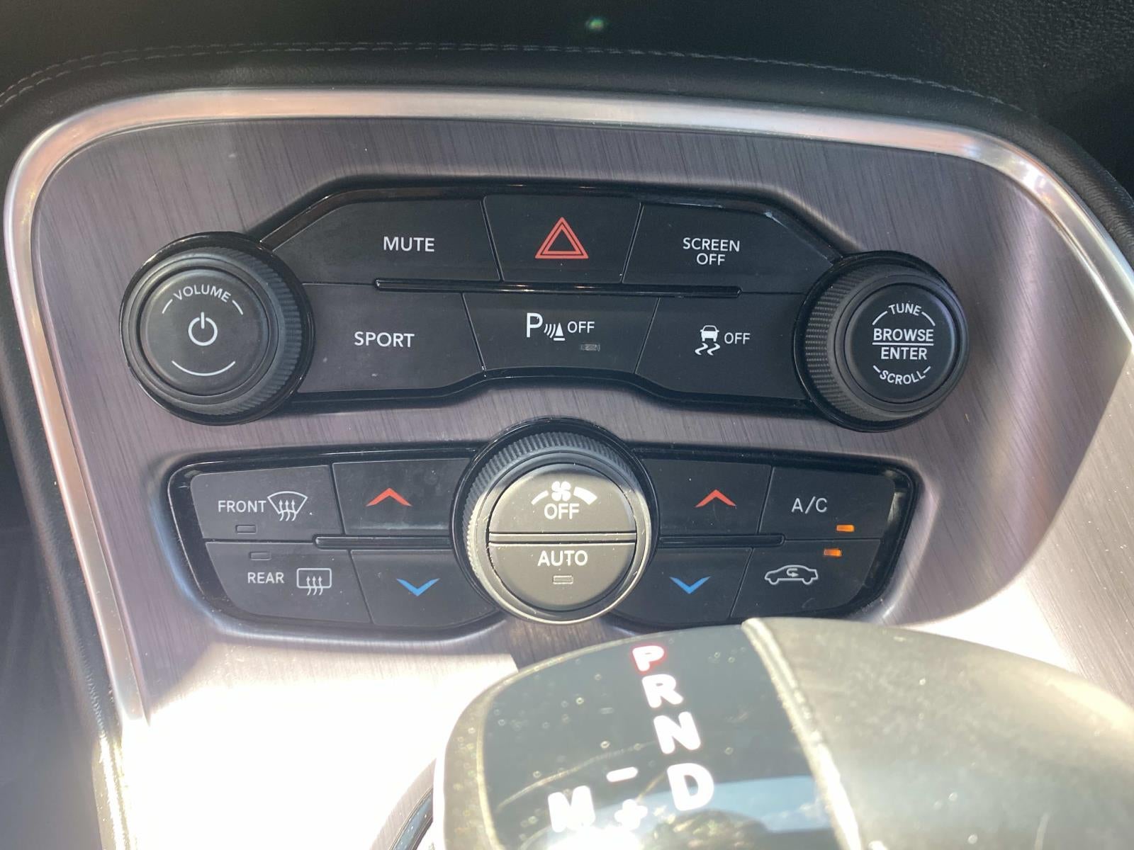 2017 Dodge Challenger R/T Coupe