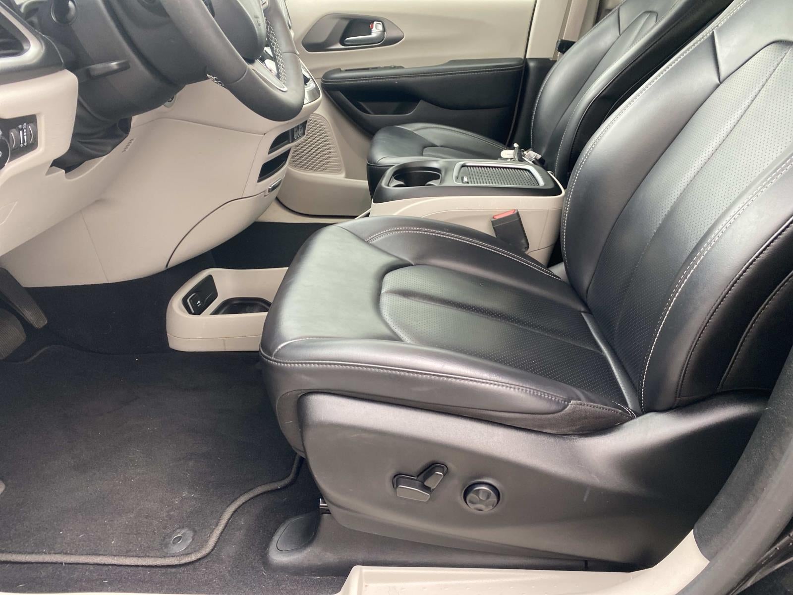 2023 Chrysler Pacifica Touring L FWD