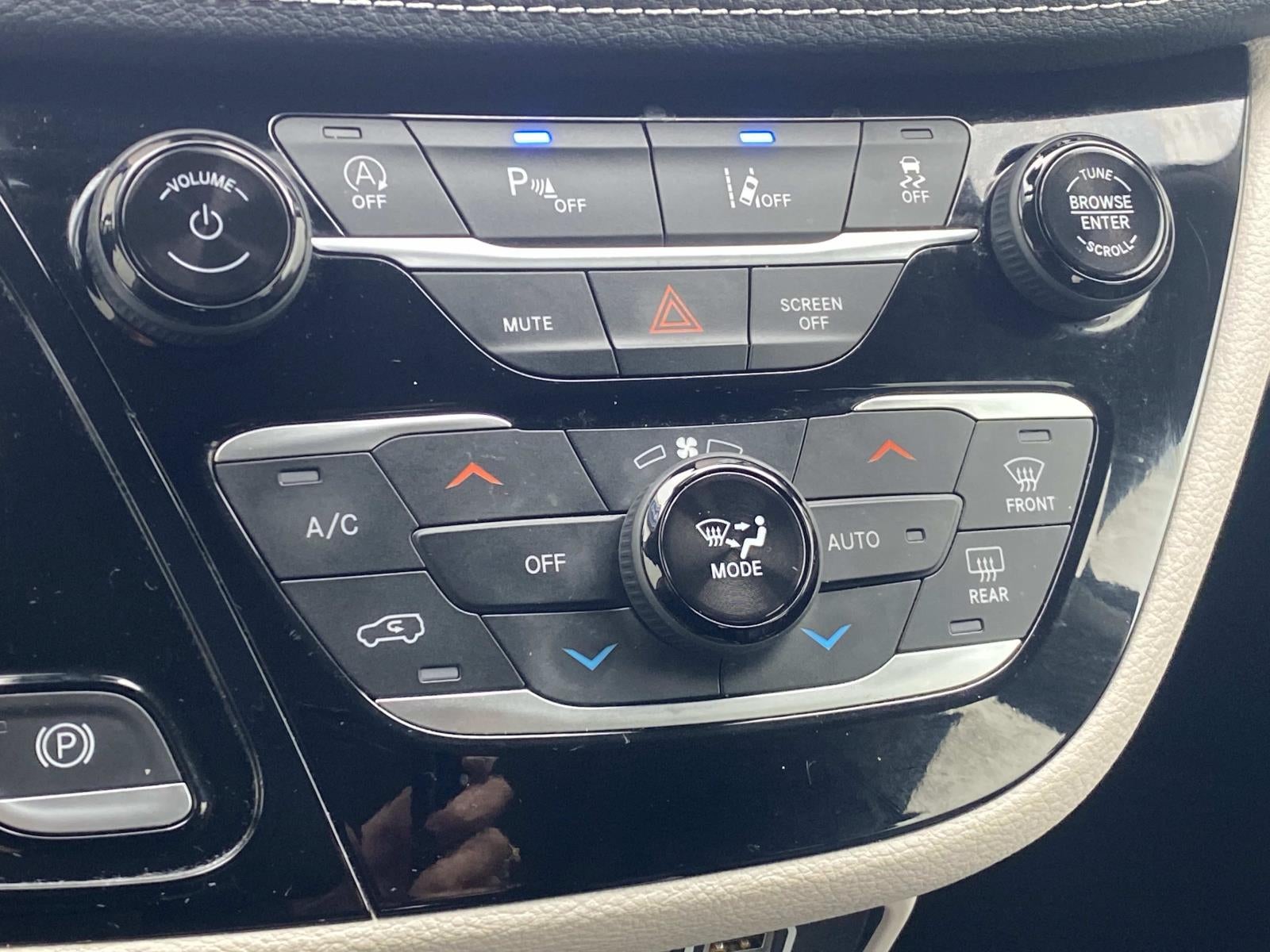 2023 Chrysler Pacifica Touring L FWD