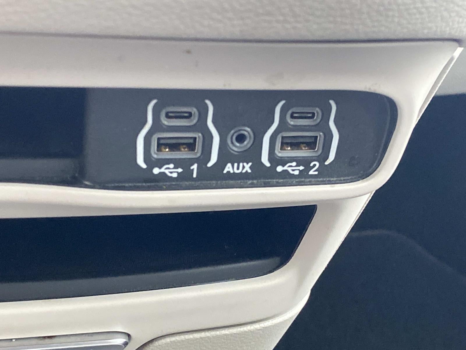 2023 Chrysler Pacifica Touring L FWD