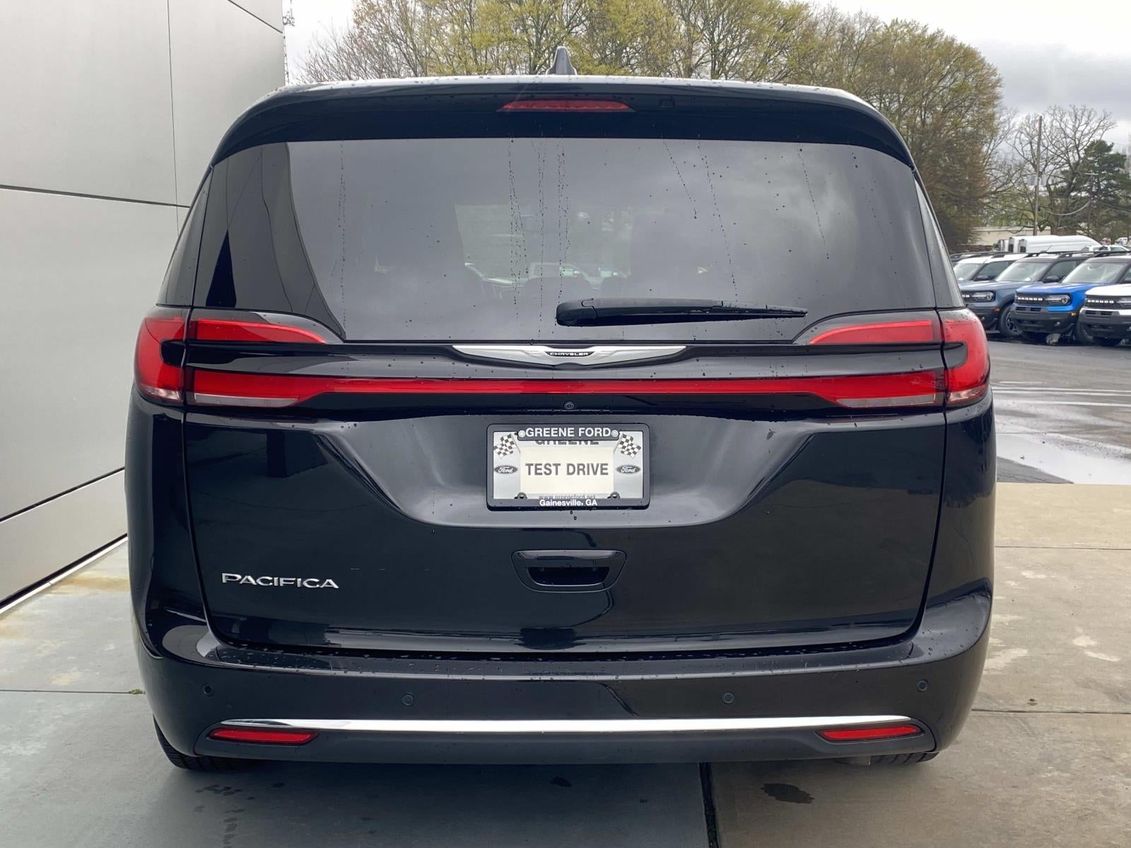 2023 Chrysler Pacifica Touring L FWD