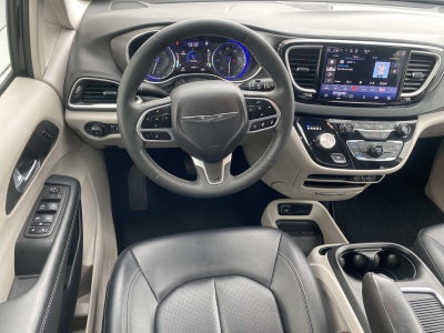 2024 Chrysler Pacifica Touring L FWD