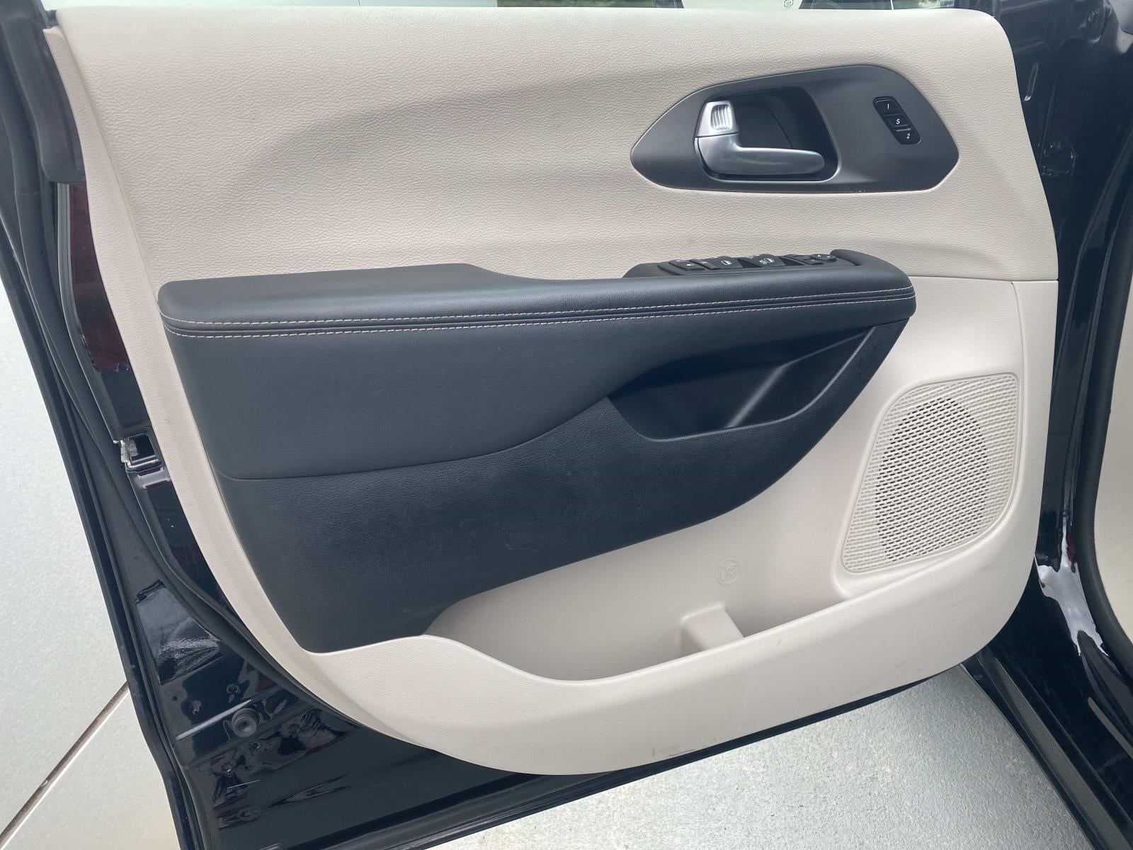 2024 Chrysler Pacifica Touring L FWD