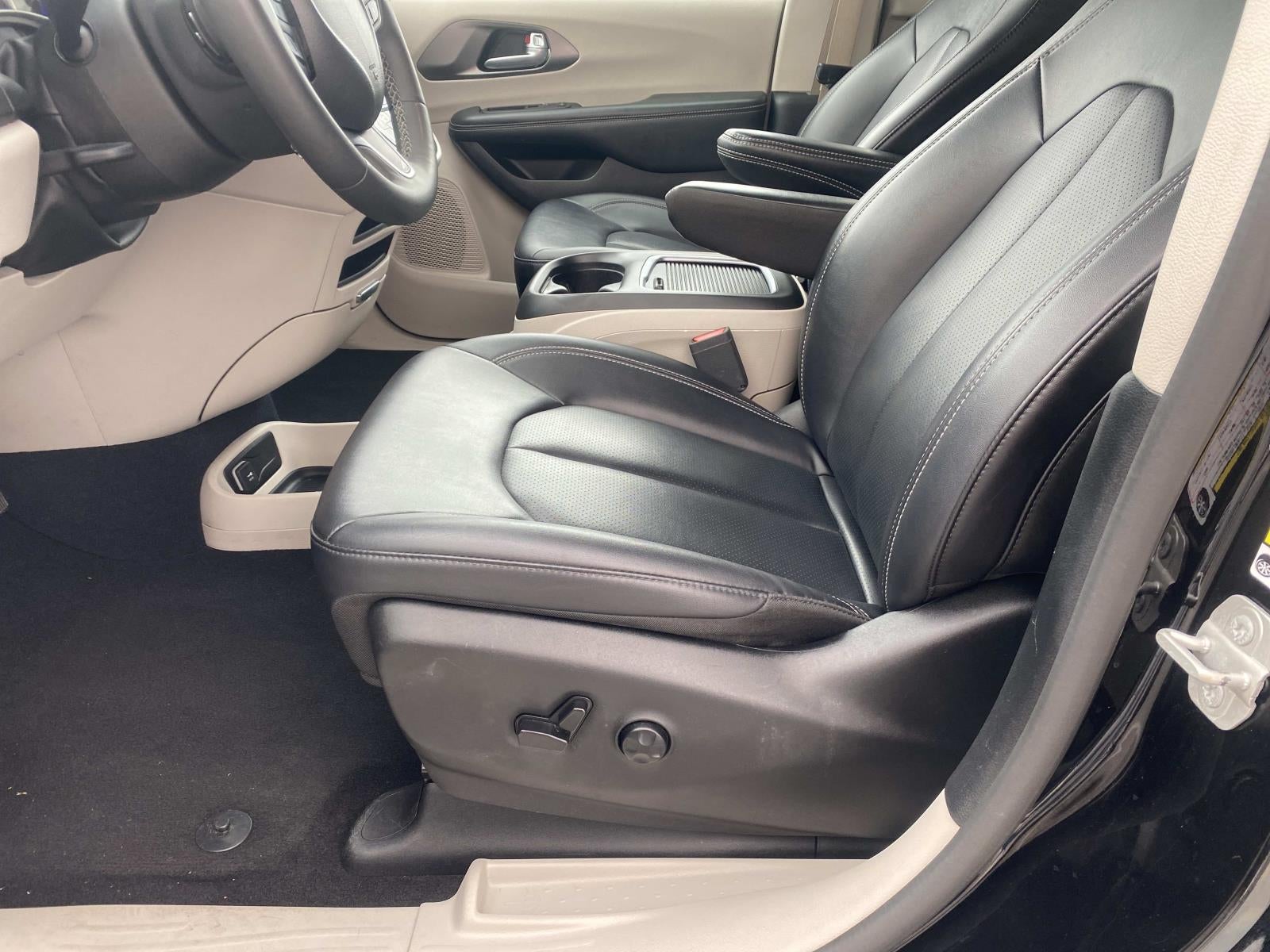 2024 Chrysler Pacifica Touring L FWD