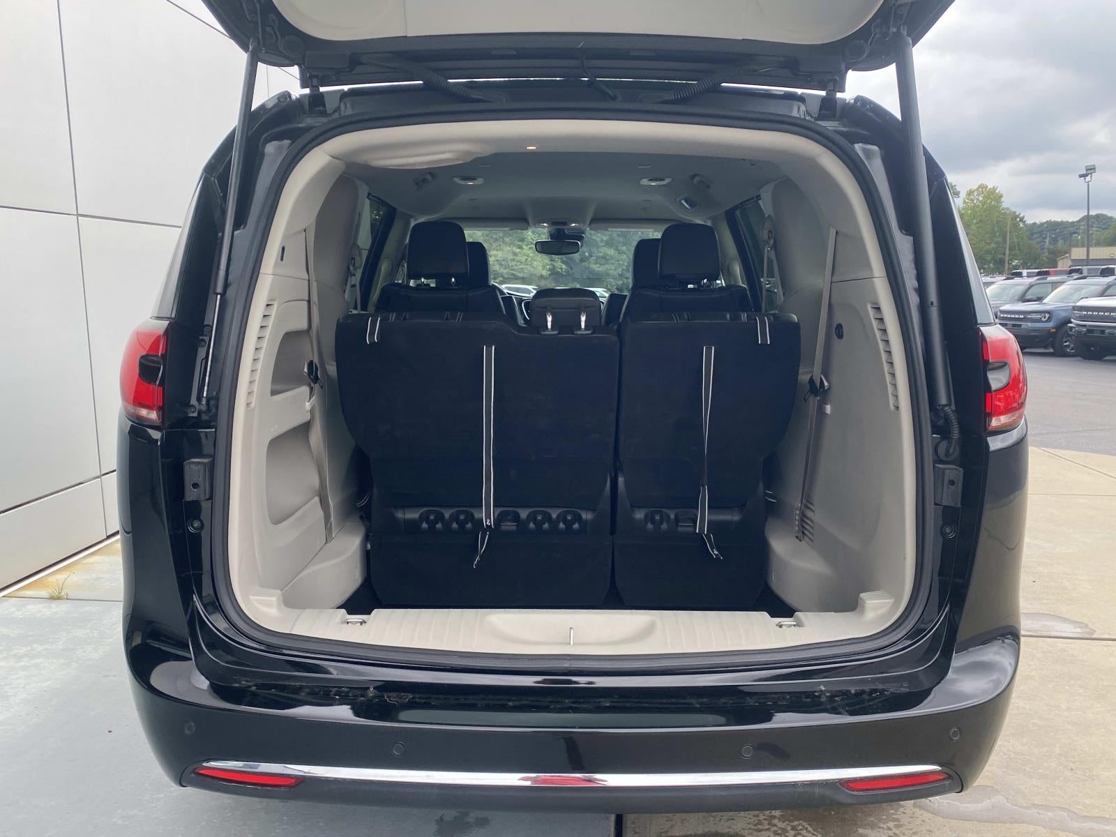 2024 Chrysler Pacifica Touring L FWD