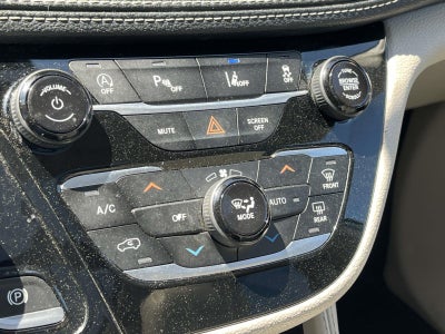 2021 Chrysler Pacifica Limited AWD