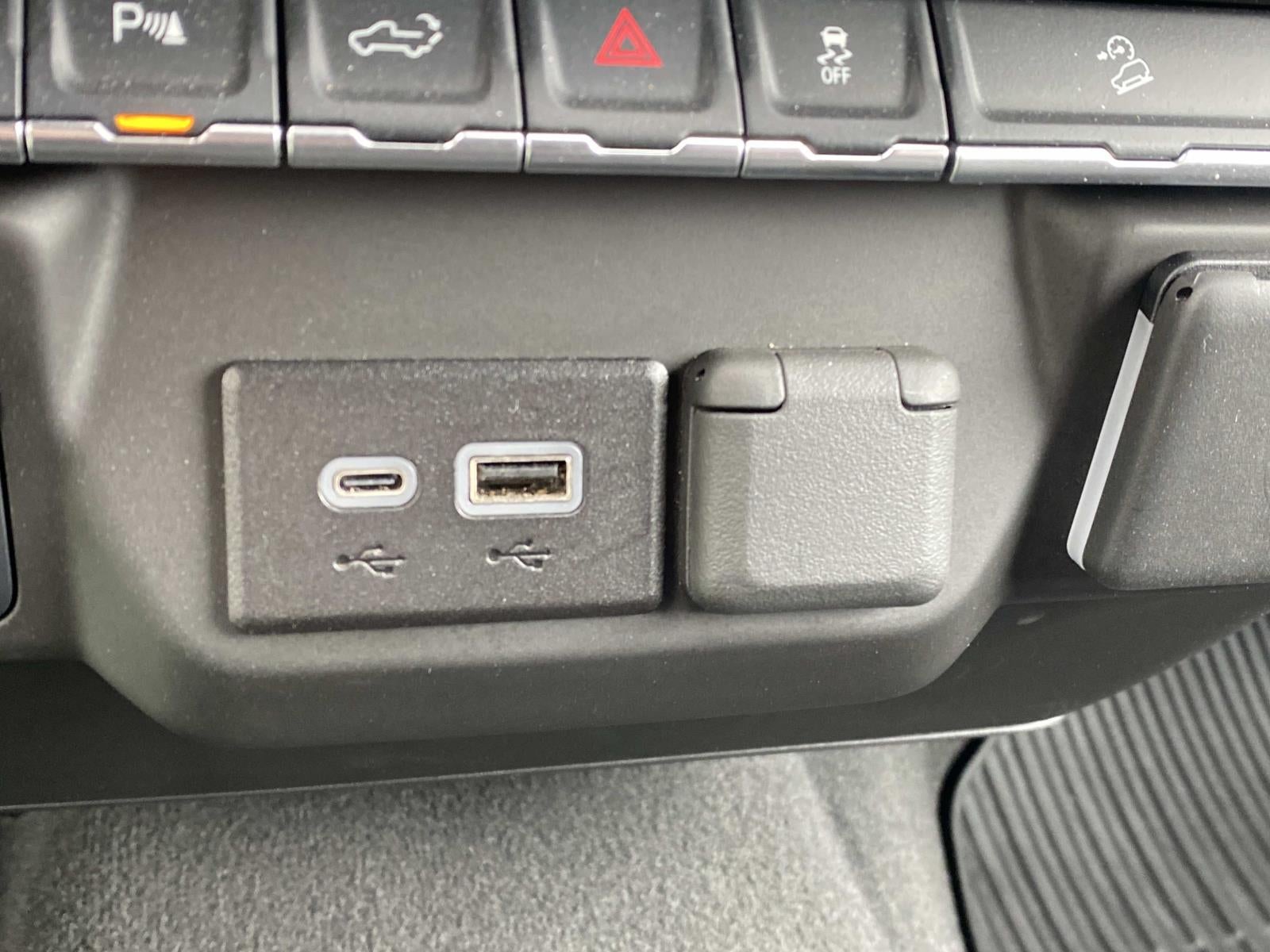 2025 Chevrolet Silverado 2500HD 4WD Crew Cab 159 Custom