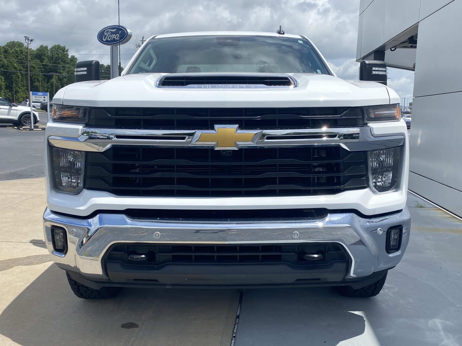 2025 Chevrolet Silverado 3500HD LT