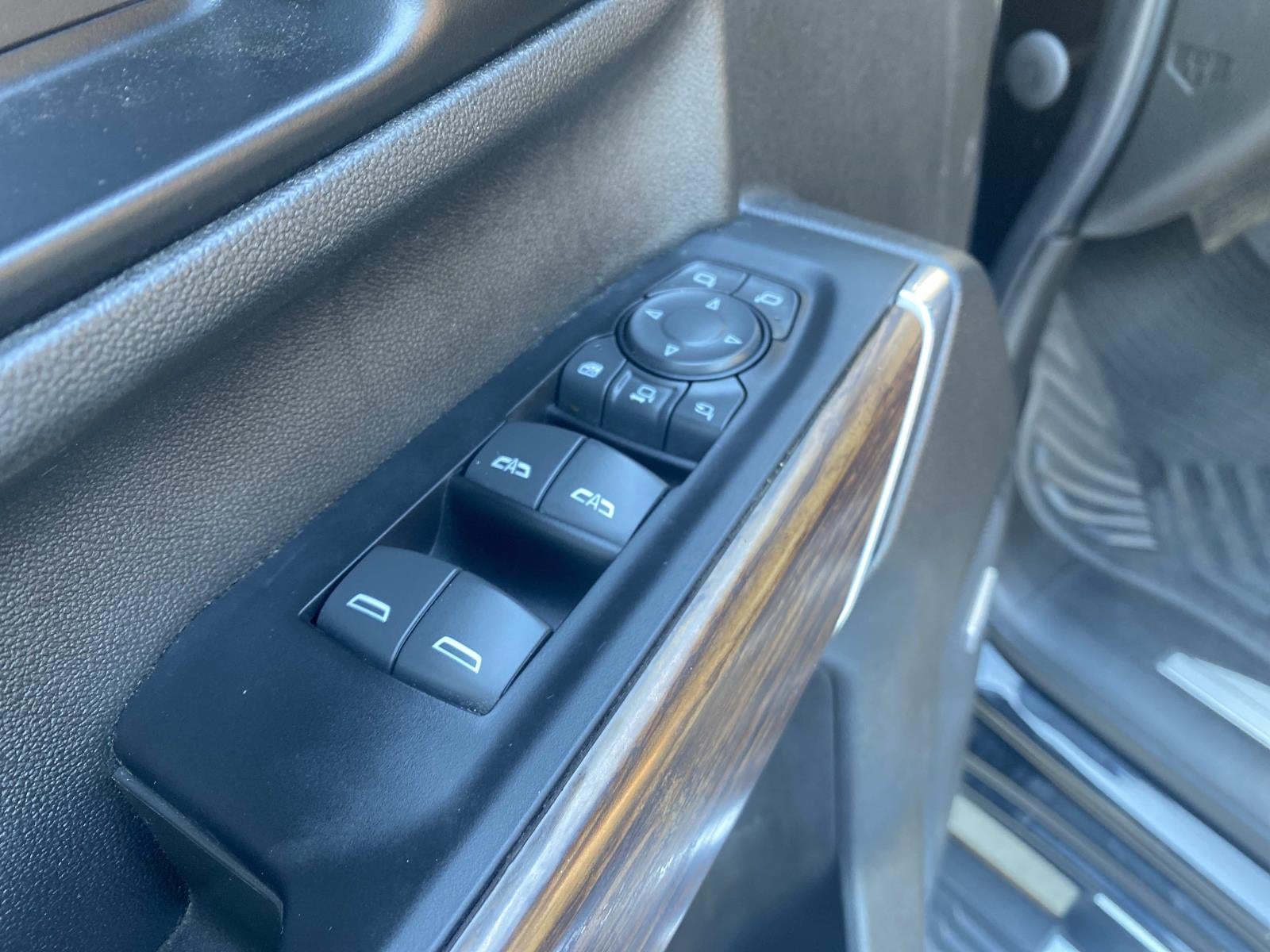 2022 Chevrolet Silverado 3500HD 4WD Crew Cab 159 High Country