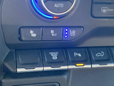 2022 Chevrolet Silverado 3500HD 4WD Crew Cab 159 High Country