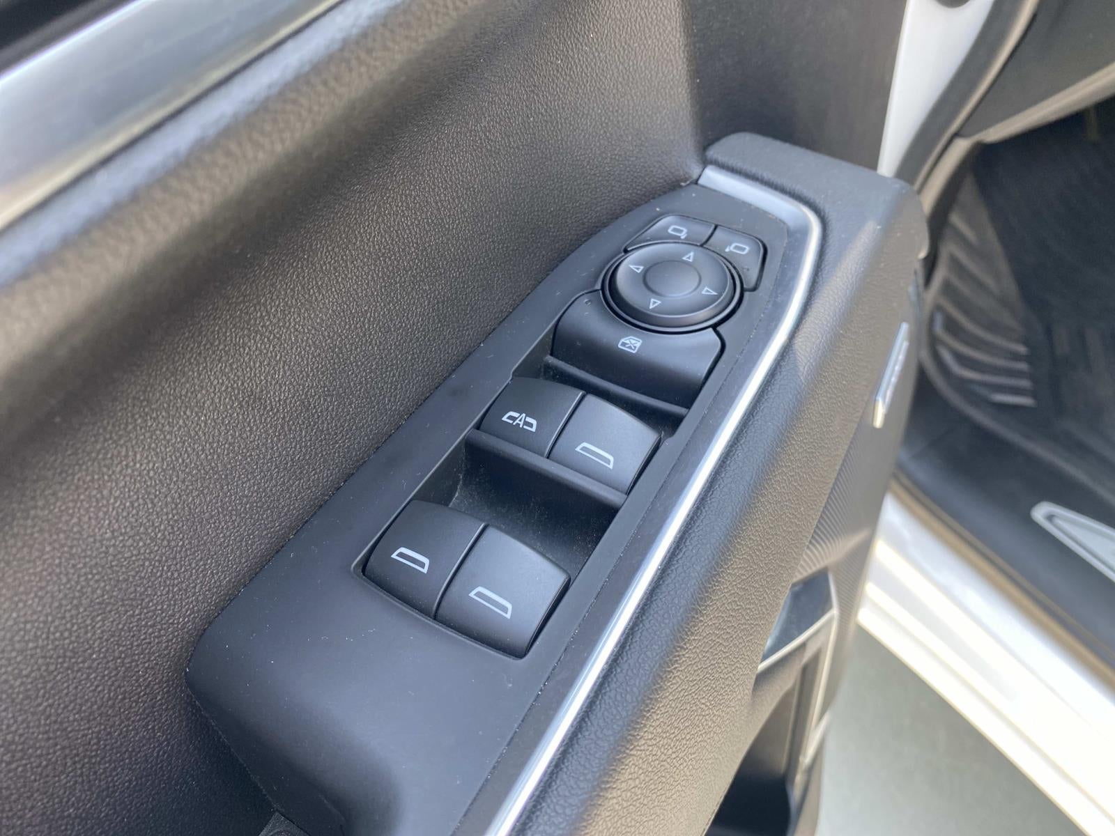 2023 Chevrolet Silverado 1500 4WD Crew Cab 147 RST