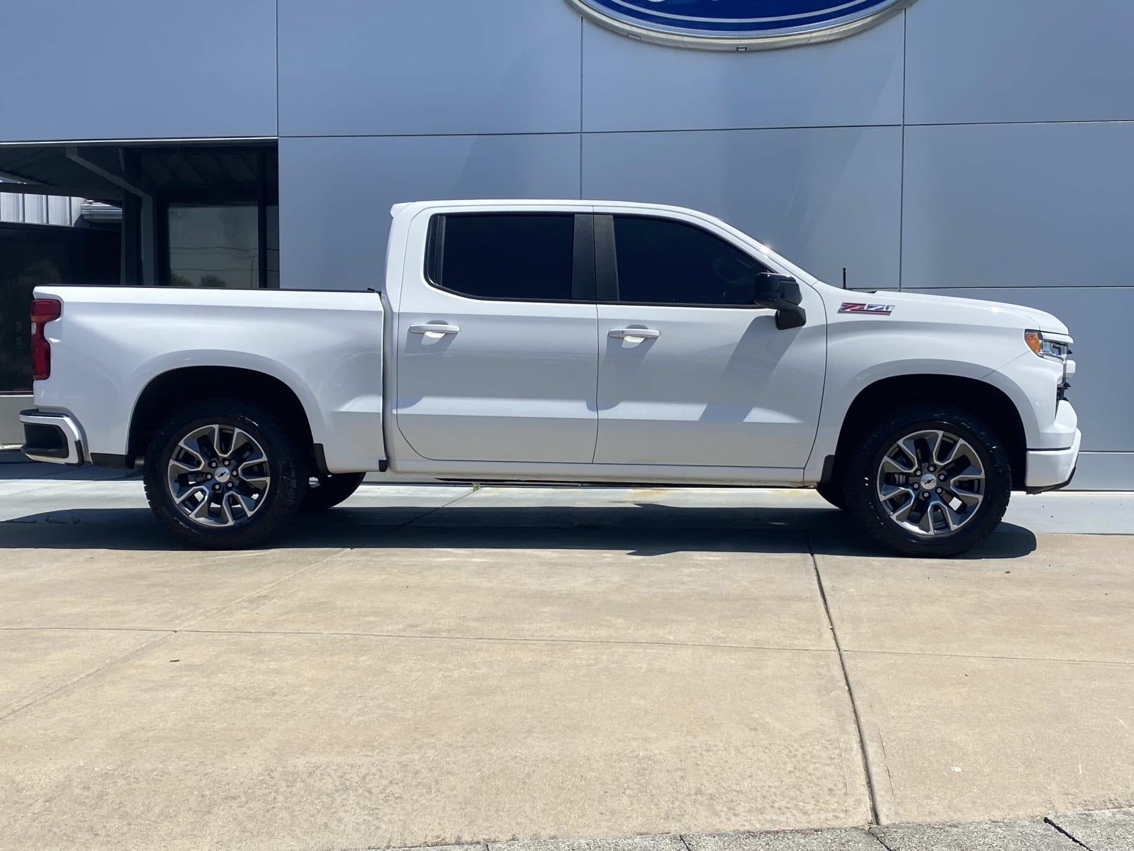 2023 Chevrolet Silverado 1500 4WD Crew Cab 147 RST