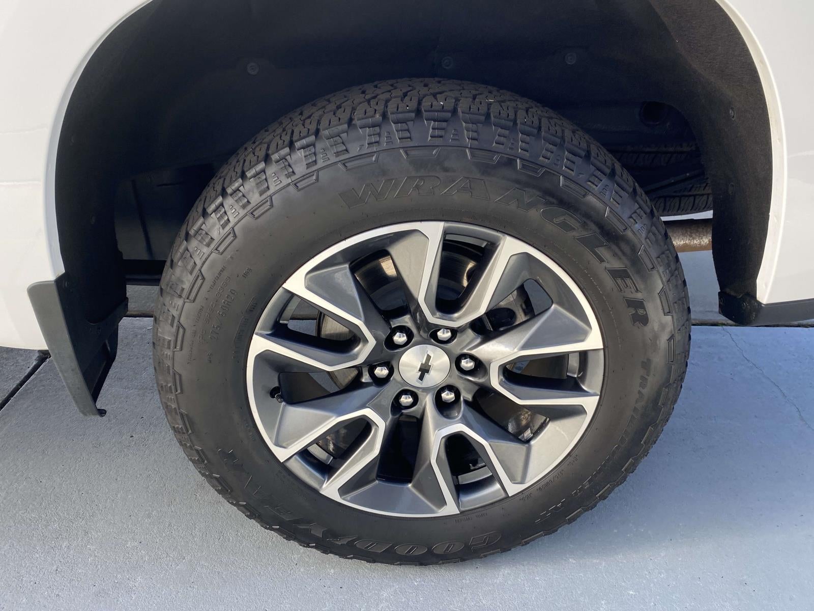 2024 Chevrolet Silverado 1500 4WD Crew Cab 147 RST